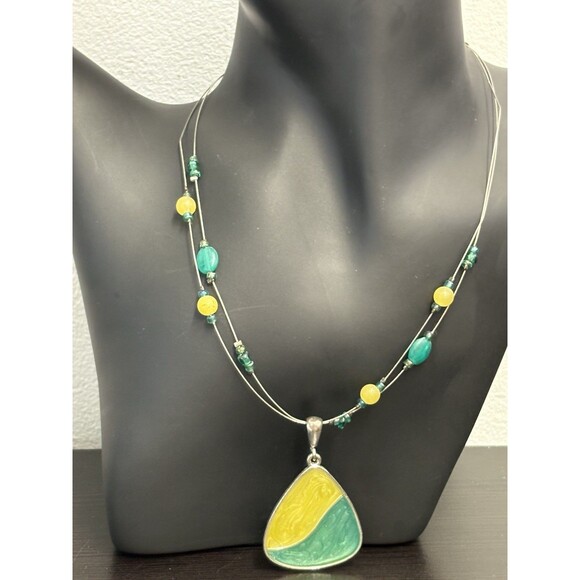 Vintage Green Yellow Enamel Pendant On Wire Necklace And Beads Adjustable - Picture 3 of 13